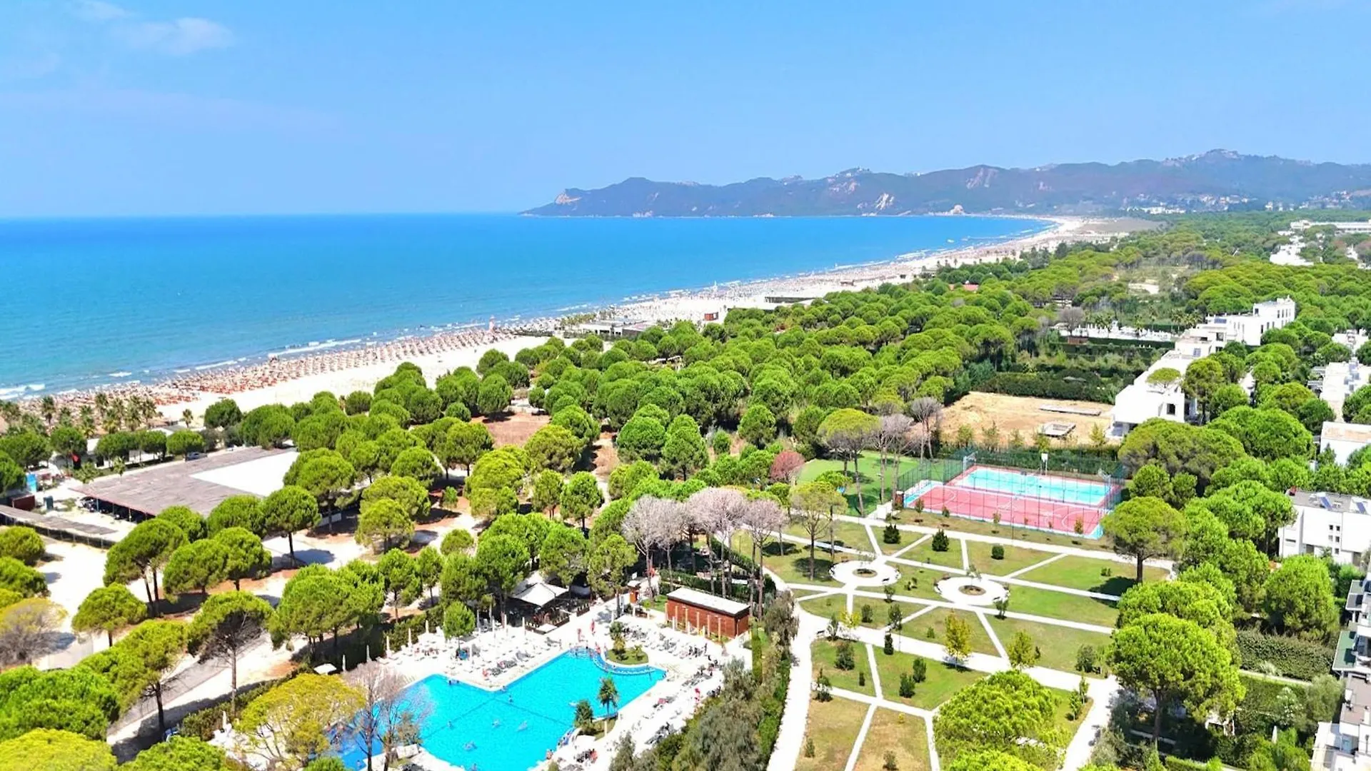 Modern Beachside Home With Dishwasher Plazhi San Pietro Apartment
