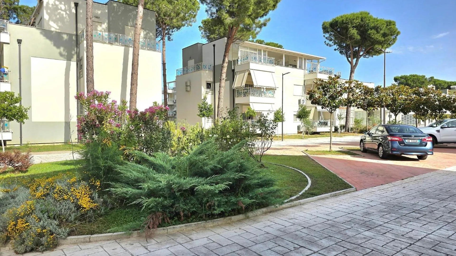 Modern Beachside Home With Dishwasher Plazhi San Pietro